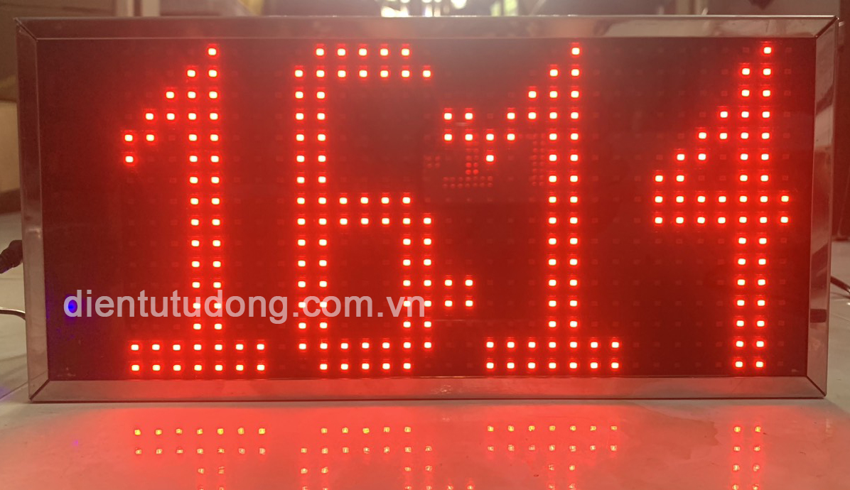 Đồng hồ led điện tử treo trường 4 số màn hình led p10