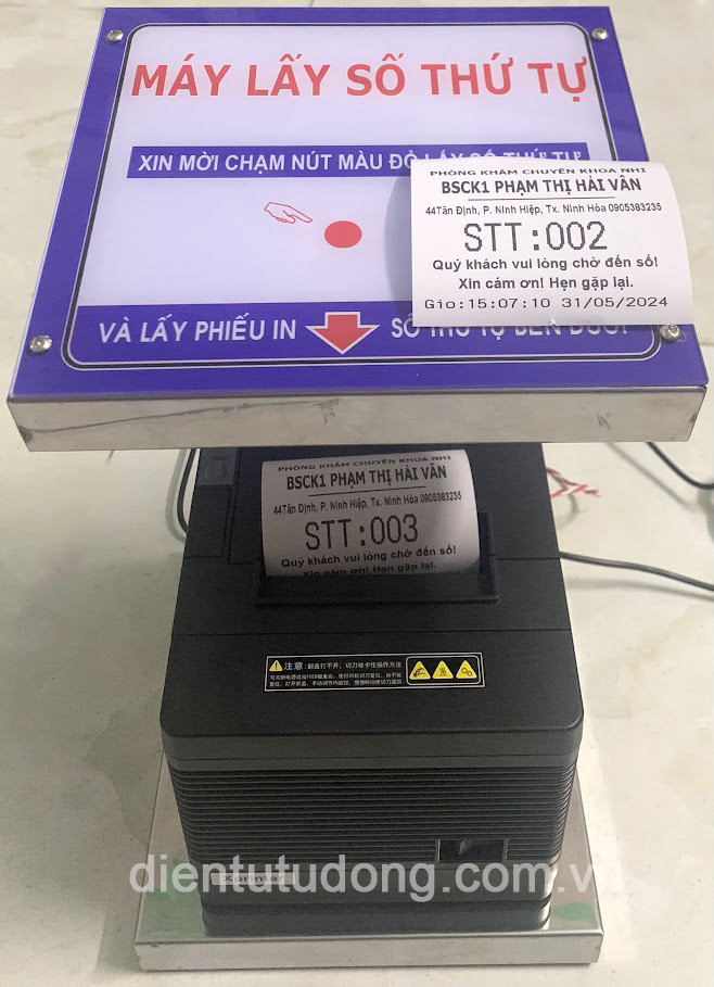 Máy lấy số thứ tự trung tâm hành chính công